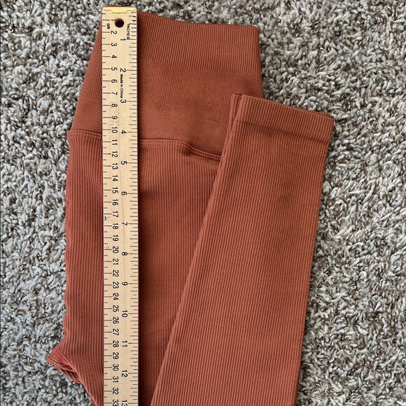NWOT Spiritual Gangster Love Leggings in Clay/Rust  in Size XS/S - Picture 10 of 13